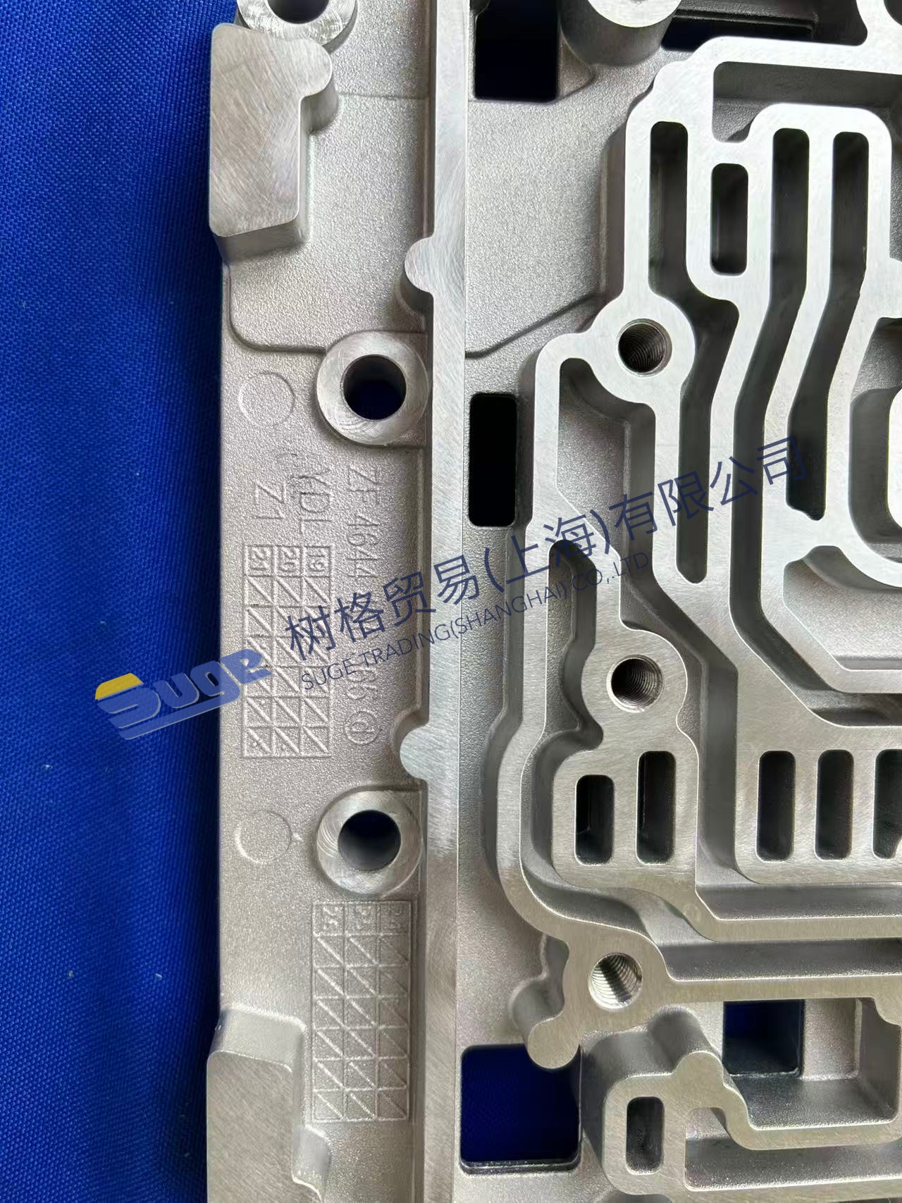 ZF 4WG200 لوحة القناة 4644 306 365