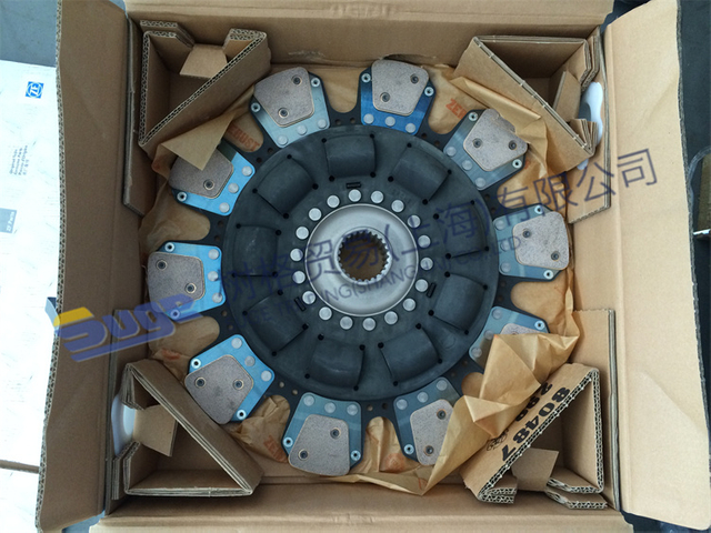 ZF WSK 400 PARTS قرص القابض 1878 051 801