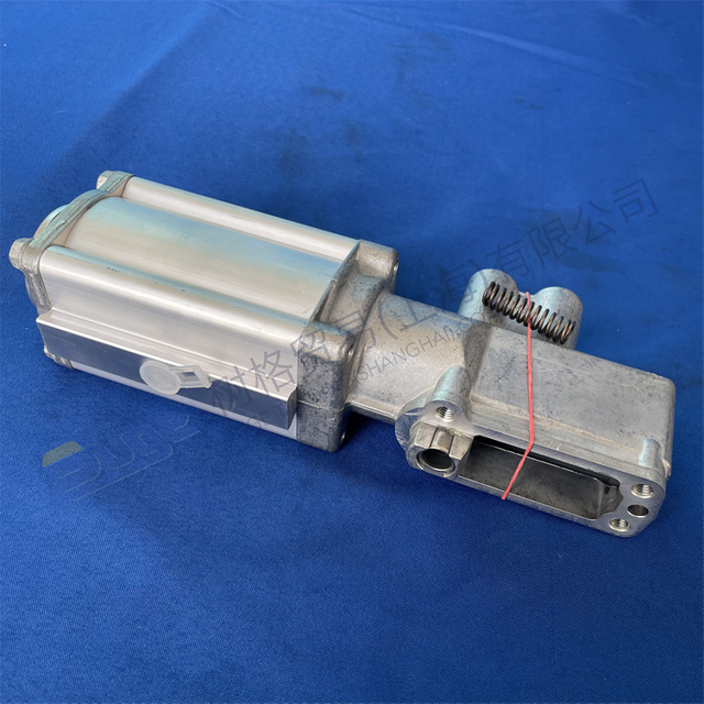 ZF ECOSPLIT4 أجزاء علبة التروس PNEUMATIC SERVO CYLINDER 0501 216 319