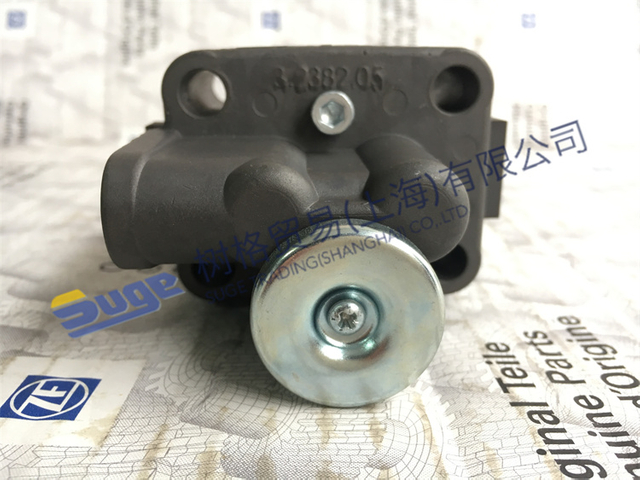ZF ECOSPLIT4 أجزاء علبة التروس GP VALVE 6038 202 043