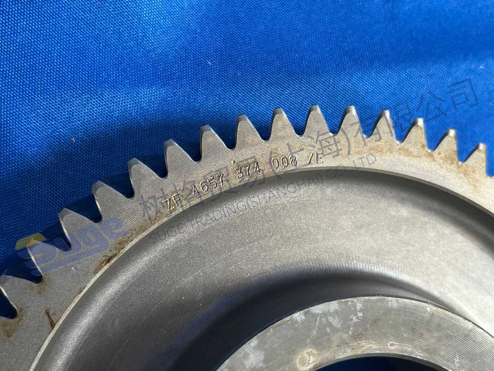 4657 374 008-5 
