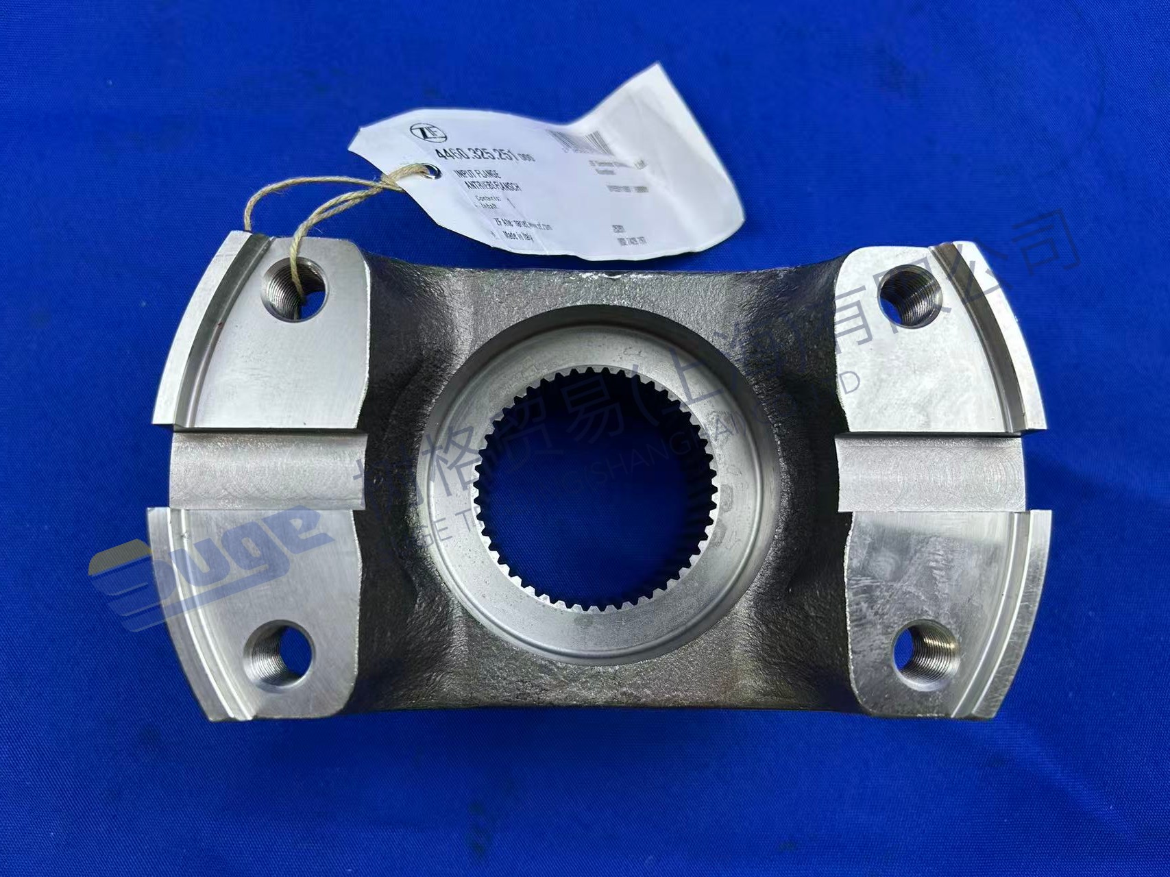 شفة إدخال ZF 4460 325 251