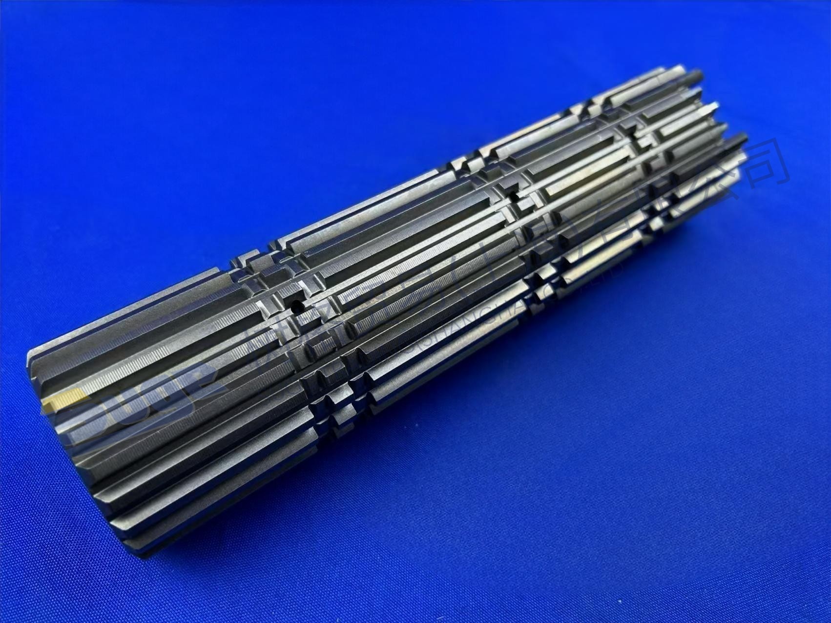 ZF العمود الرئيسي 1329 304 012