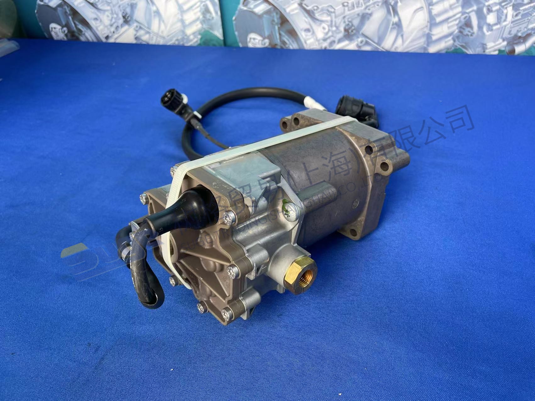 مشغل القابض ZF 1328 298 010
