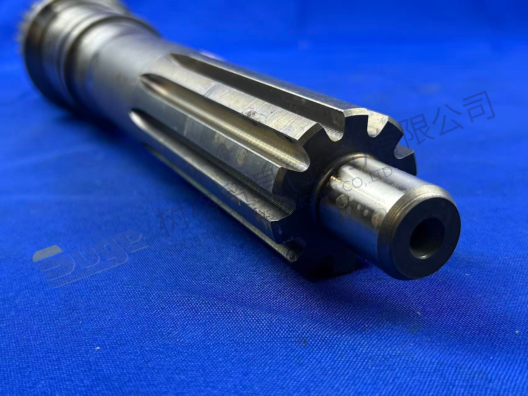 ZF عمود الإدخال 1329 302 010