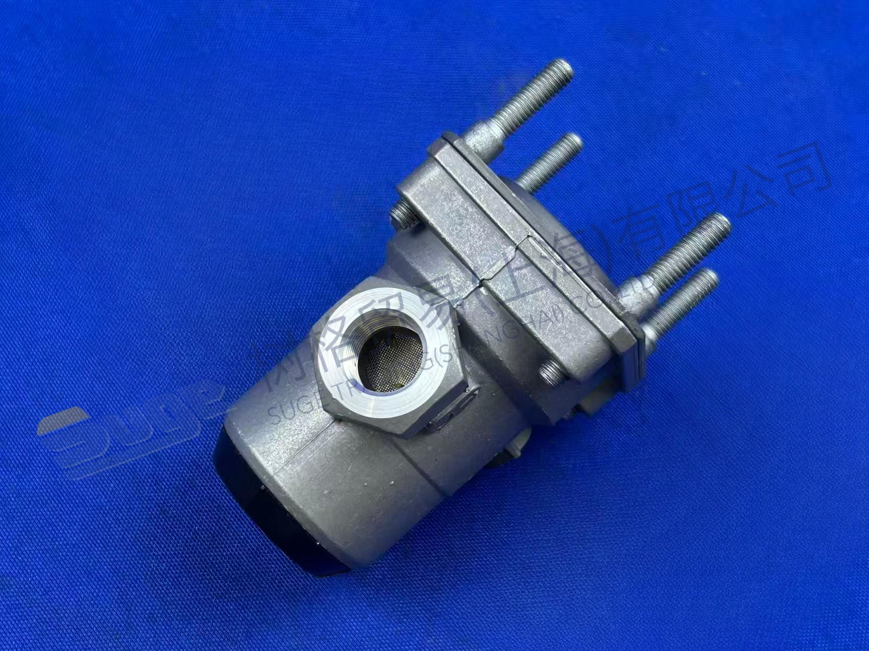 صمام تخفيض الضغط ZF 0501 320 849